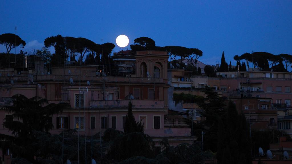 Bed & Breakfast A Casa Di Lia A Roma Dış mekan fotoğraf